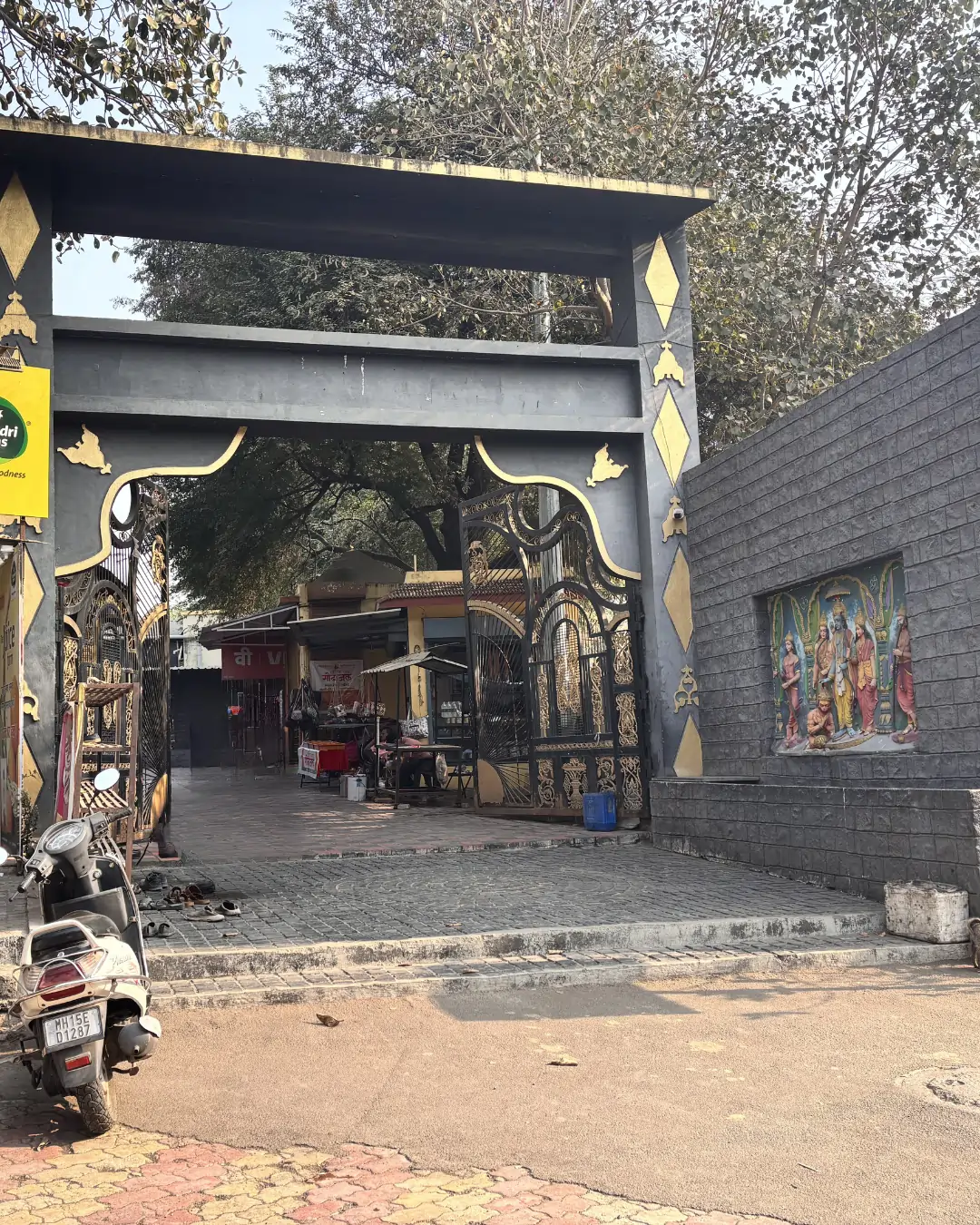 Laxmanji Sheshavatar Mandir guide
