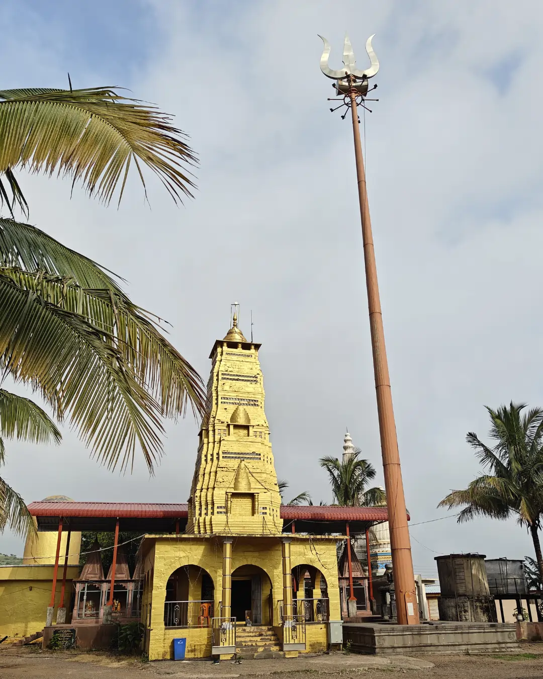 Nilkantheshwar Mahadev Temple