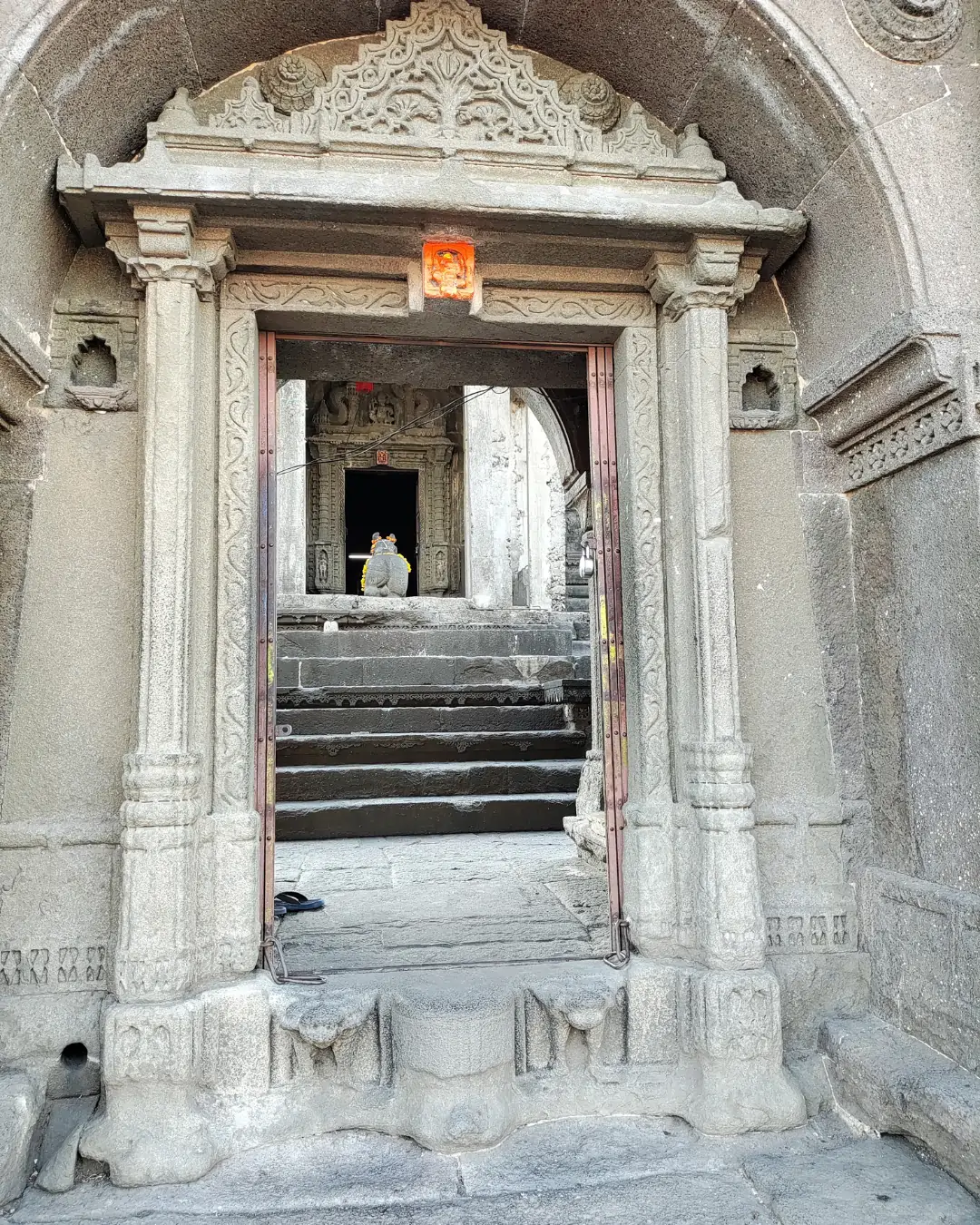नारोशंकर मंदिर
