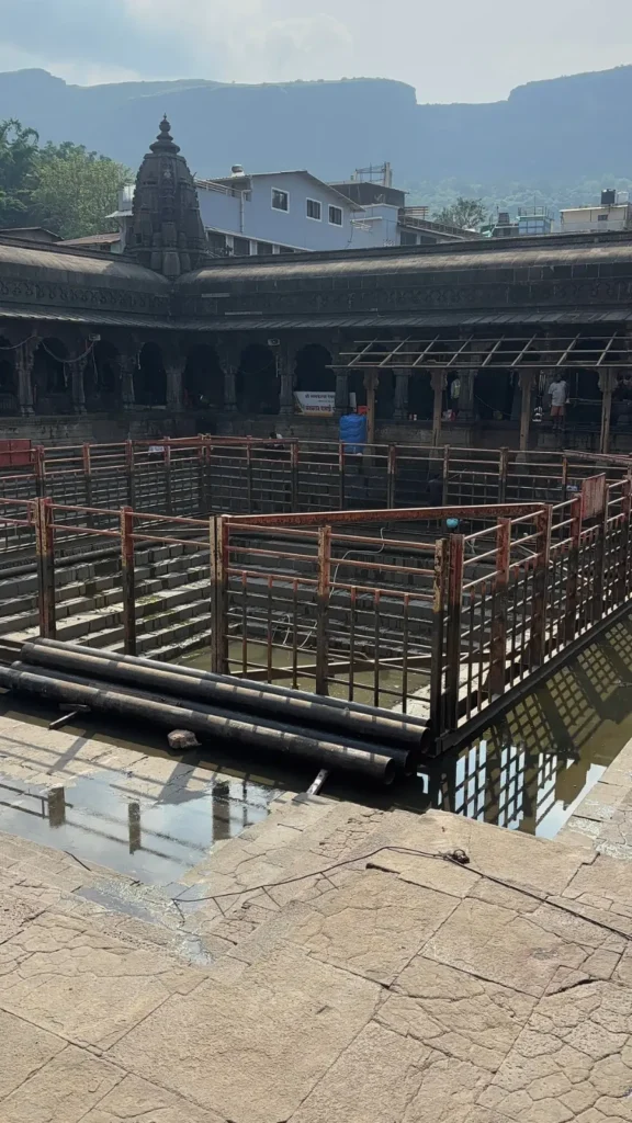 Kushavarta Kund cleaning and repair work